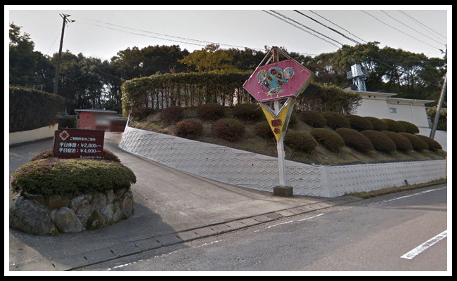 かくれんぼクラブ