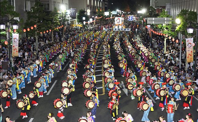 盛岡さんさ踊り