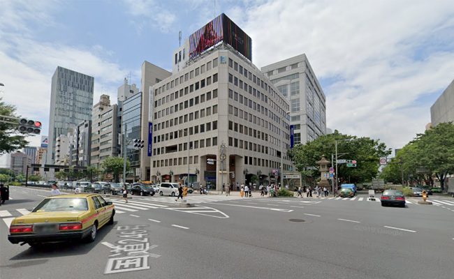 表参道交差点付近